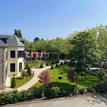 Elegant Et Chaleureux *