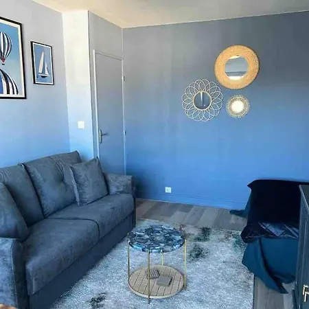 Studio-balcon Vue Musee- 5mn-centre 2mn شقة
