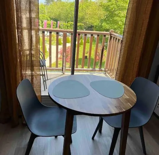 élégant Et Chaleureux Appartamento