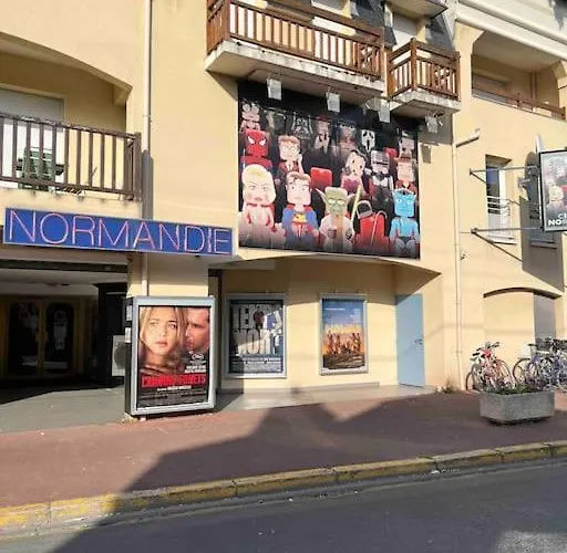 élégant Et Chaleureux